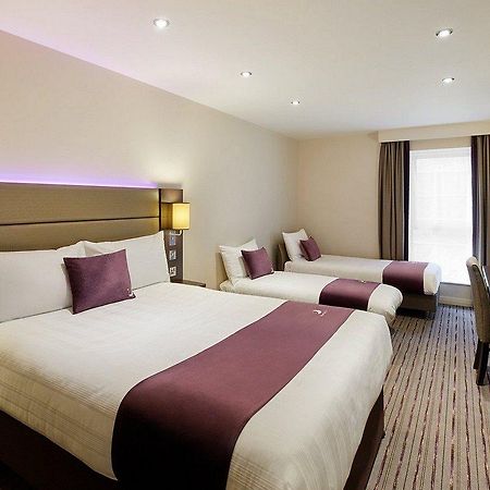Premier Inn Leeds City Centre Exterior foto